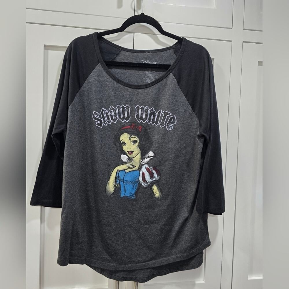 🌞Disney Snow White Graphic Raglan Tee - 2XL